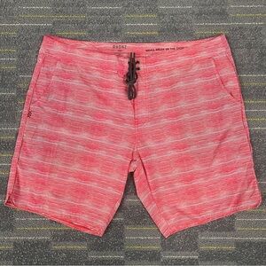 Rhone Mens Red Striped Board Shorts Swim Trunks Size 40 TBS-181 Drawstring Surf